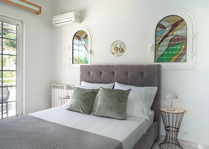 アパート Maio Seaview & Sunset In Rhodes クレマスティ