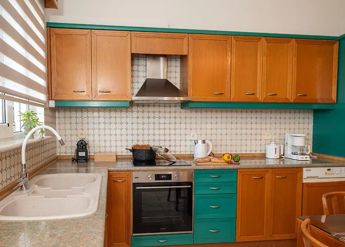 Maio Seaview & Sunset In Rhodes アパート